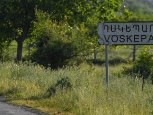 image-27679204
