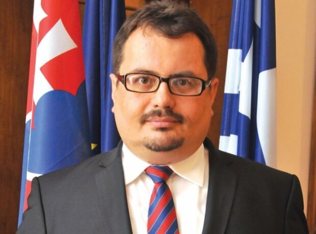 image-1556091557_peter-mihalko