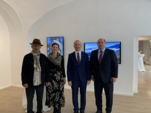 image-954526ef-18d9-3c18-8495-158b134e74dc_850