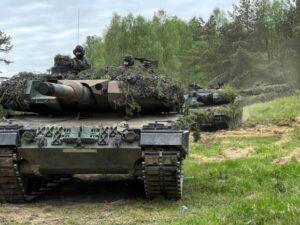 image-leopard-tank-696x434