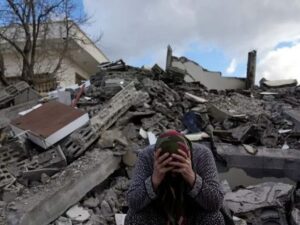 image-zelzele-21-696x435