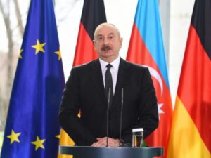 image-ilham-eliyev-3-696x464