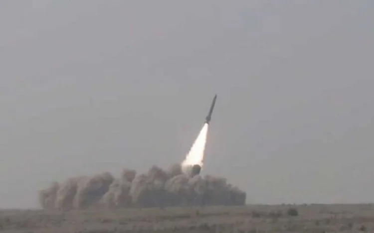 Pakistan 400 km FƏTH edən raket sistemini sınaqdan keçirib