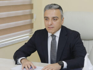 image-1837258804936570