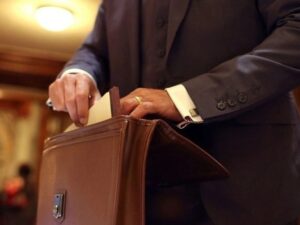 image-35b8628557d659933ba04fd327b0d9d8